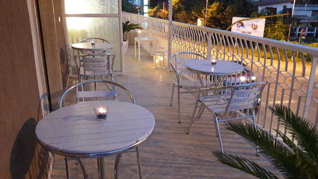 Hotel A-14 Модуньо Екстер'єр фото
